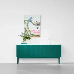 Aparador Beam, Lacado blanco, base de roble aceitado