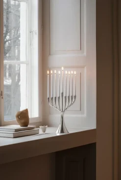 Candelabro Cobra menora de nueve brazos, Acero inoxidable