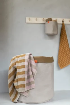 Cesta de la ropa Sort It, Sand