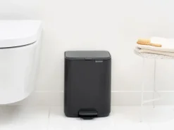 Cubo de basura con pedal Bo 7 L, Negro mate