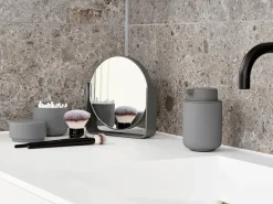 Espejo de mesa Ume con 5x aumento 19x19,5 cm, Grey
