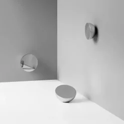 Espejo de pared Aura large, Acero inoxidable