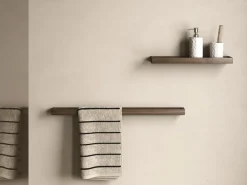 Estantería de pared Shelf 11 44 cm, Dark Stain Matt Lacquer Ash.