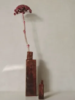 Jarrón Koa H40, Red brown