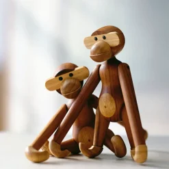 Mono de madera pequeño, teca-madera de limba 20 cm