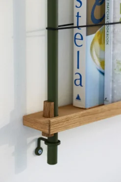 Revistero Moebe, Oak-green