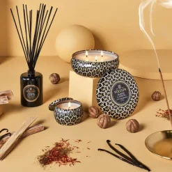 Vela perfumada Maison Noir Mini Tin 25 horas, Ambre Lumiere